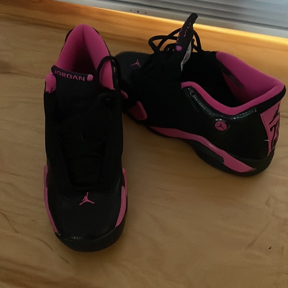 Jordan 14 size 5.5 Black and Pink made in Indonesia - Picture 2 of 7